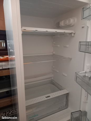 Réfrigérateur congélateur 184l Sharp