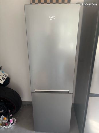 Réfrigérateur congélateur beko