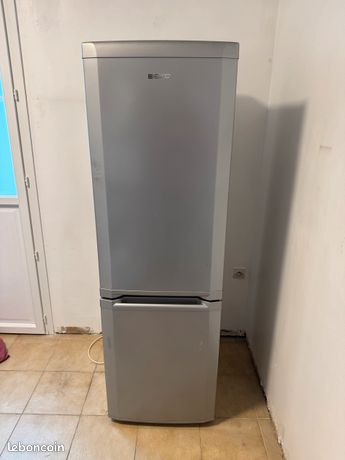 Réfrigérateur Congélateur combiné BEKO