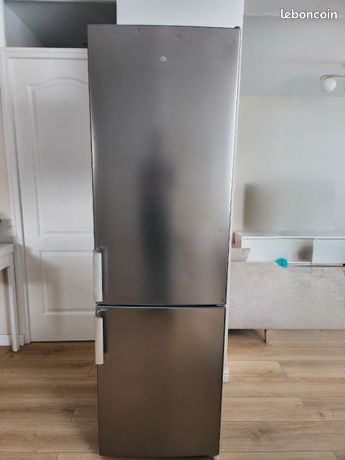 Réfrigérateur congélateur combiné Essentiel B/Boulanger
