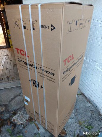 Réfrigérateur congélateur combiné TCL
