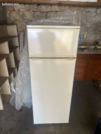 Réfrigérateur + congélateur Fagor