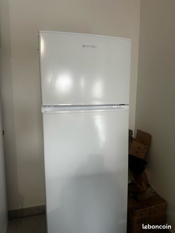 Réfrigérateur congélateur GEDTECH GE217DP 217L