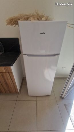 Réfrigérateur congélateur HIGH ONE Très bon état