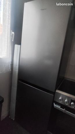 Réfrigérateur congélateur Hisense