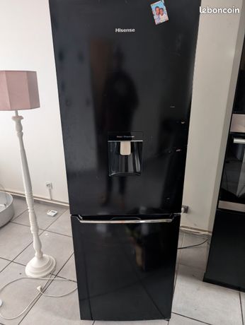 Réfrigérateur congélateur hisense