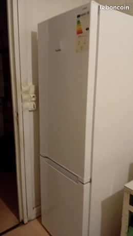 Réfrigérateur + congélateur