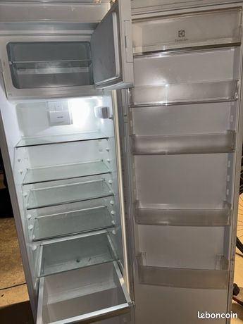 Réfrigérateur encastrable Whirlpool