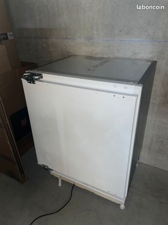 Réfrigérateur Frigo IKEA HUTTRA