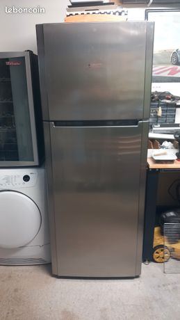 Réfrigérateur hotpoint