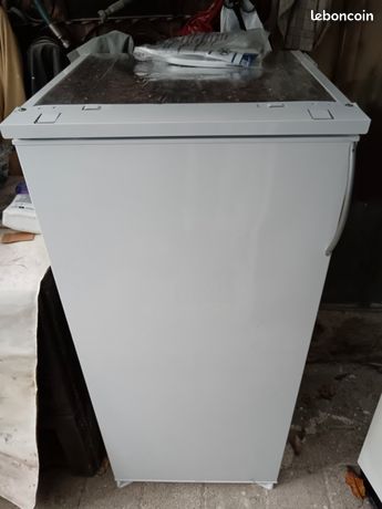 Réfrigérateur INDESIT encastrable