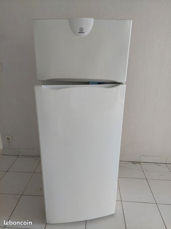 Réfrigérateur INDESIT