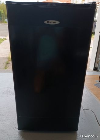 Réfrigérateur noir Coastway