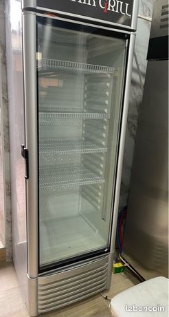 Réfrigérateur professionnel à boisson