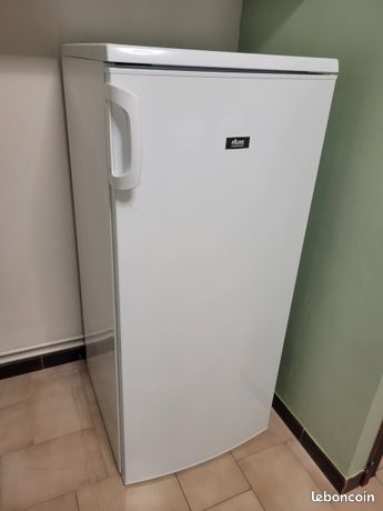 Réfrigérateur récent