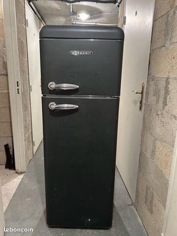 Réfrigérateur Schneider rétro noir