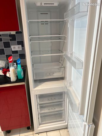 Refrigerateur congelateur Proline bas PROLINE PLC253NFWH