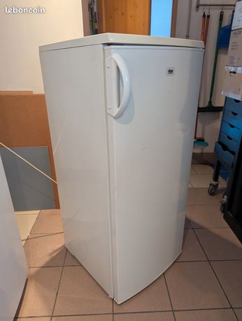 Réfrigérateur FAURE ( FBA22021SA