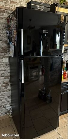 Réfrigérateur hotpoint Ariston