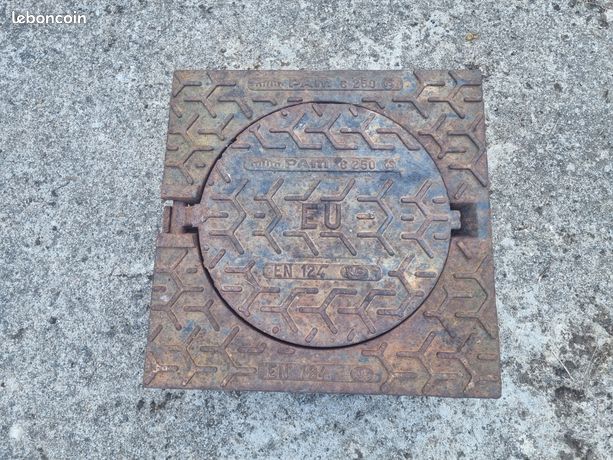 Regard tampon carré fonte trappe visite ronde