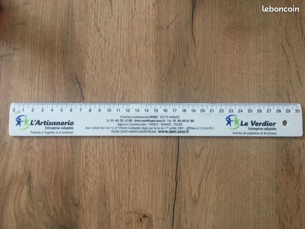 Règle triple décimètre