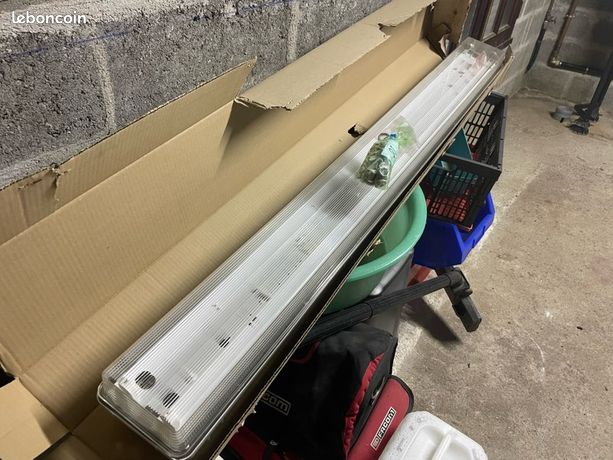 Réglette étanche SEAE ETOG IP67 2x58W neuve