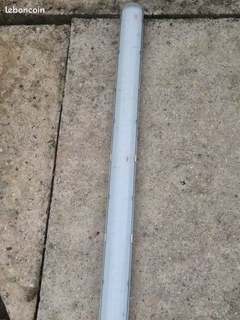 Réglette LED Philips