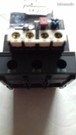 Relais thermique triphasé