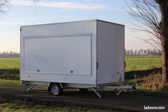 Remorque food truck restaurant