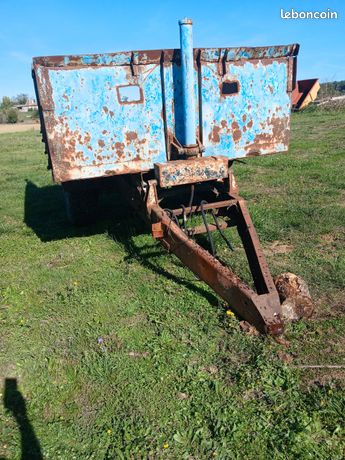 Remorque pour bois ou terre