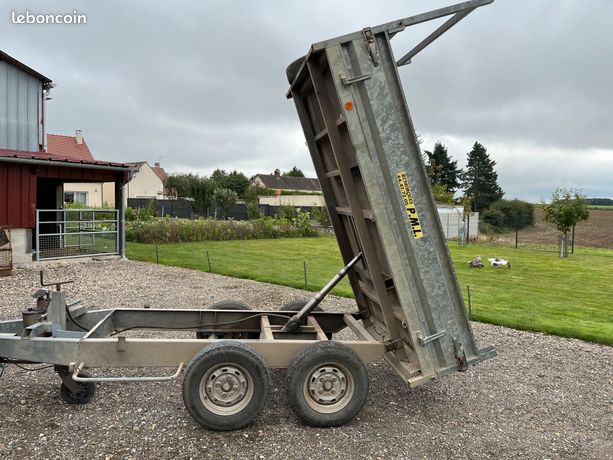 Remorques benne et plateau