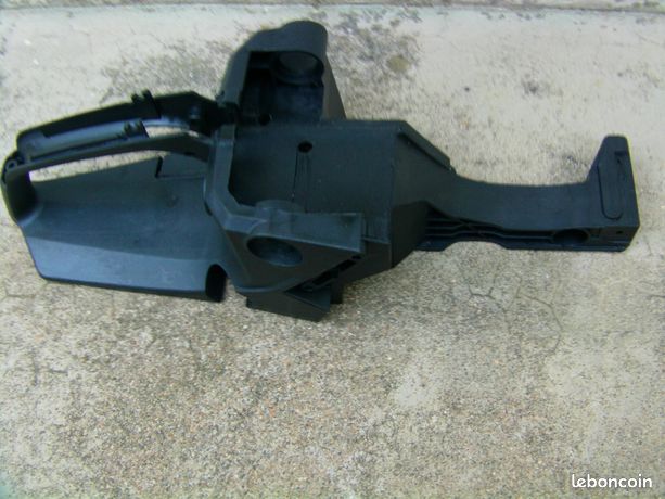 Réservoir de tronçonneuse