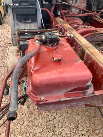 Réservoir hydraulique avec équipement prise de mouvement