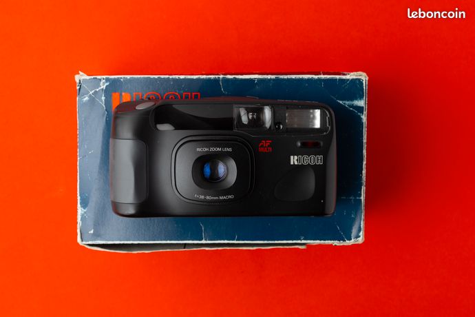 Ricoh RZ-800 / Argentique / Teste avec une pellicule