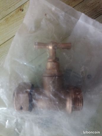 Robinet après compteur droit