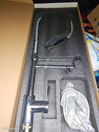 Robinet mitigeur professionnel neuf