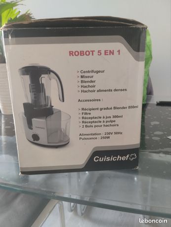 Robot 5 en 1 jamais utilisé prix 40