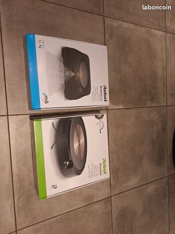 Robot aspirateur laveur