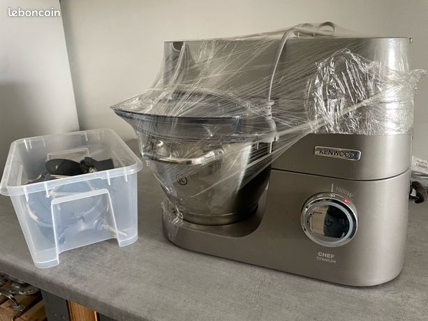 Robot Kenwood chef titanium