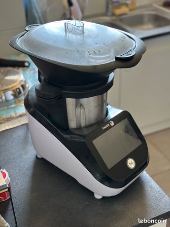 Robot multi fonction