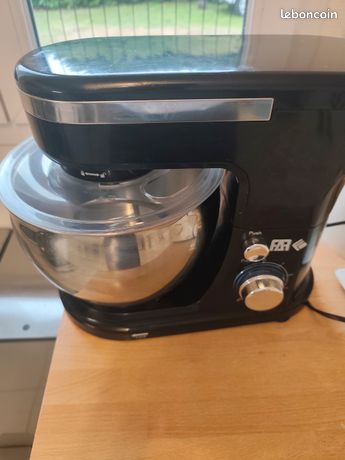 Robot pâtissier de la marque FAR