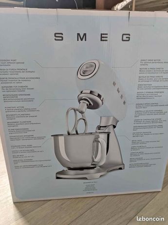 Robot patissier SMEG