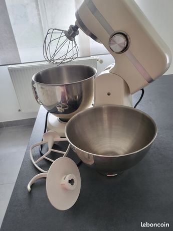 Robot patissier