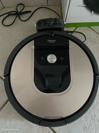 Robot aspirateur iRobot Roomba i7 , très peu utilisé