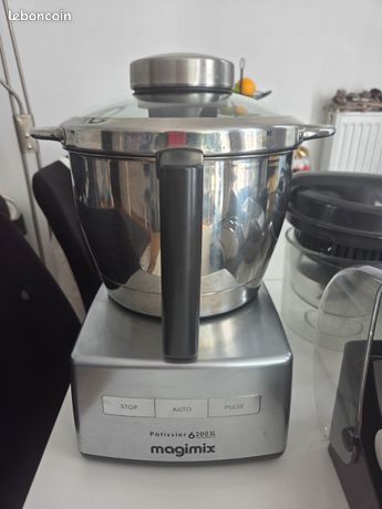 Robot Magimix pâtissier et multifonction 6200 XL automatic