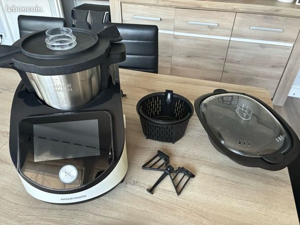 Robot multifonction cuiseur ARTHUR MARTIN