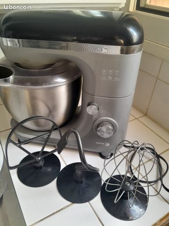 Robot patissier
