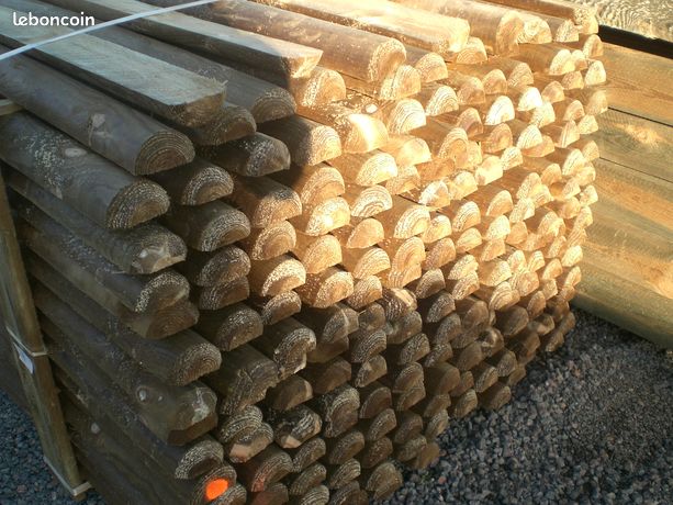 Rondin, poteau pin traité classe 4