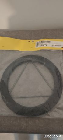 Rosace émaillée noire