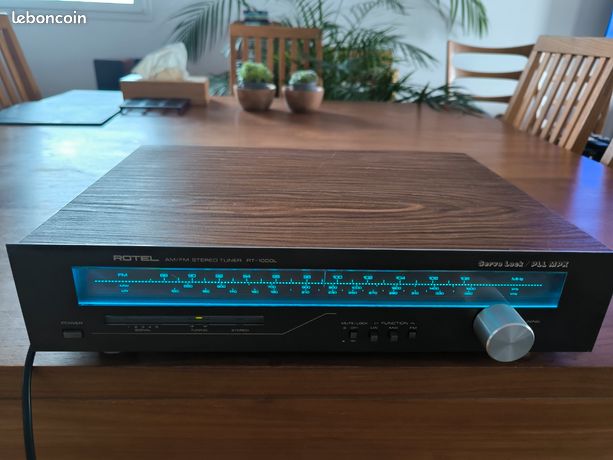 Rotel RT-1000L